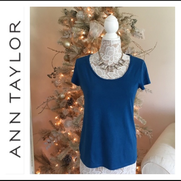 Ann Taylor Tops - Ann Taylor tee